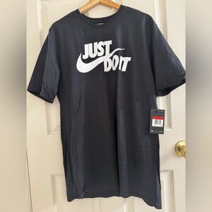 Nike Men's T-shirt